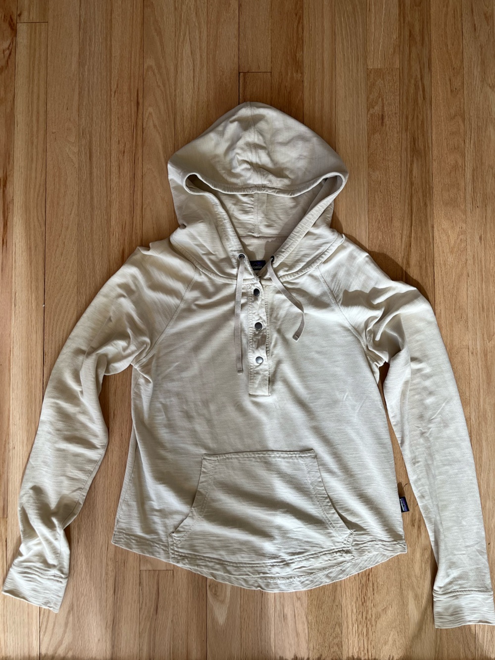 Patagonia Cream Lightweight Hooded Top